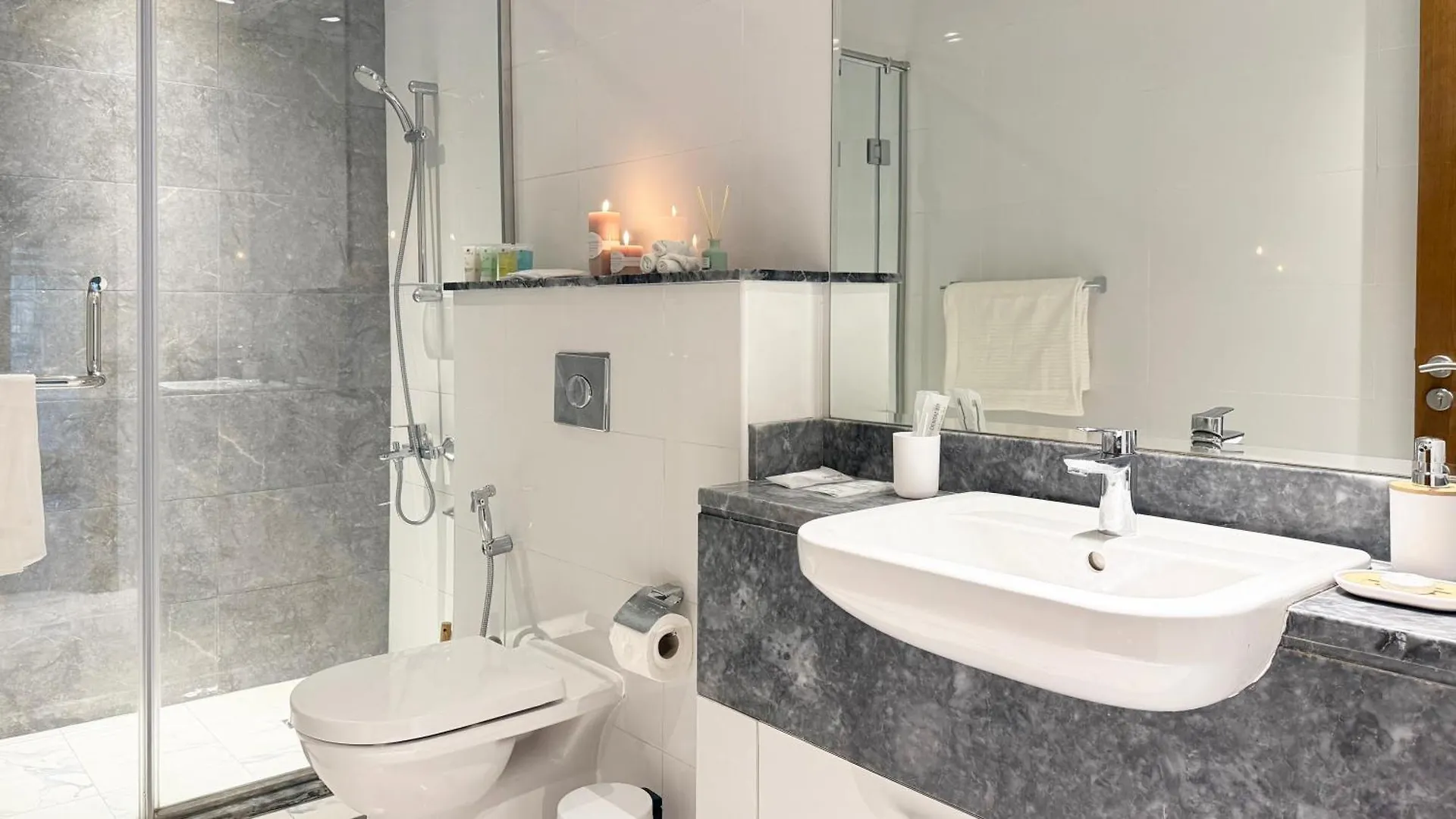 Canal-View Duplex Dubai